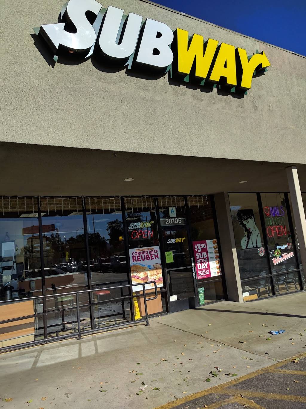 Subway Restaurants | restaurant | 20105 Sherman Way, Canoga Park, CA 91306, USA | 8189935999 OR +1 818-993-5999
