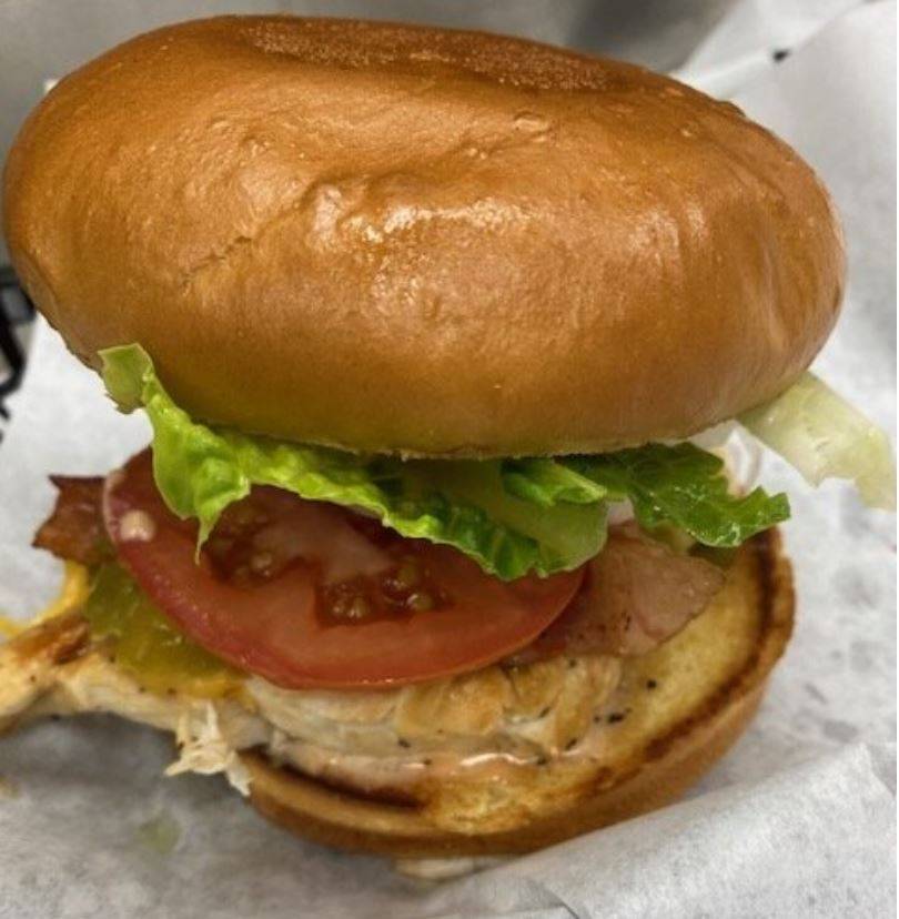 Revel Burger | restaurant | 4720 Alexander Blvd NE, Albuquerque, NM 87107, USA | 5053034700 OR +1 505-303-4700