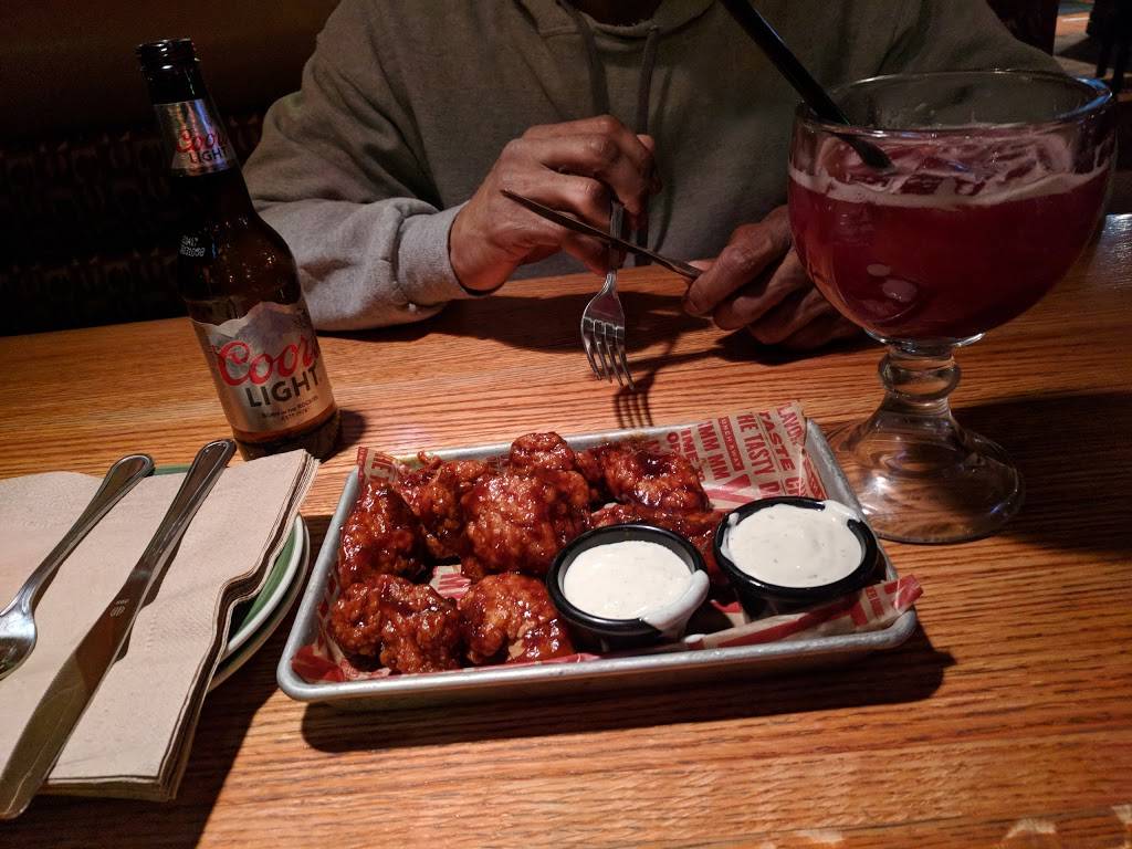 Applebees Grill + Bar | restaurant | 4306 S Laburnum Ave, Richmond, VA 23231, USA | 8042269390 OR +1 804-226-9390