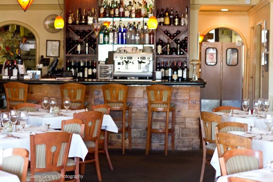 Maurizios Trattoria Italiana | restaurant | 505 S Coast Hwy 101, Encinitas, CA 92024, USA | 7609427332 OR +1 760-942-7332