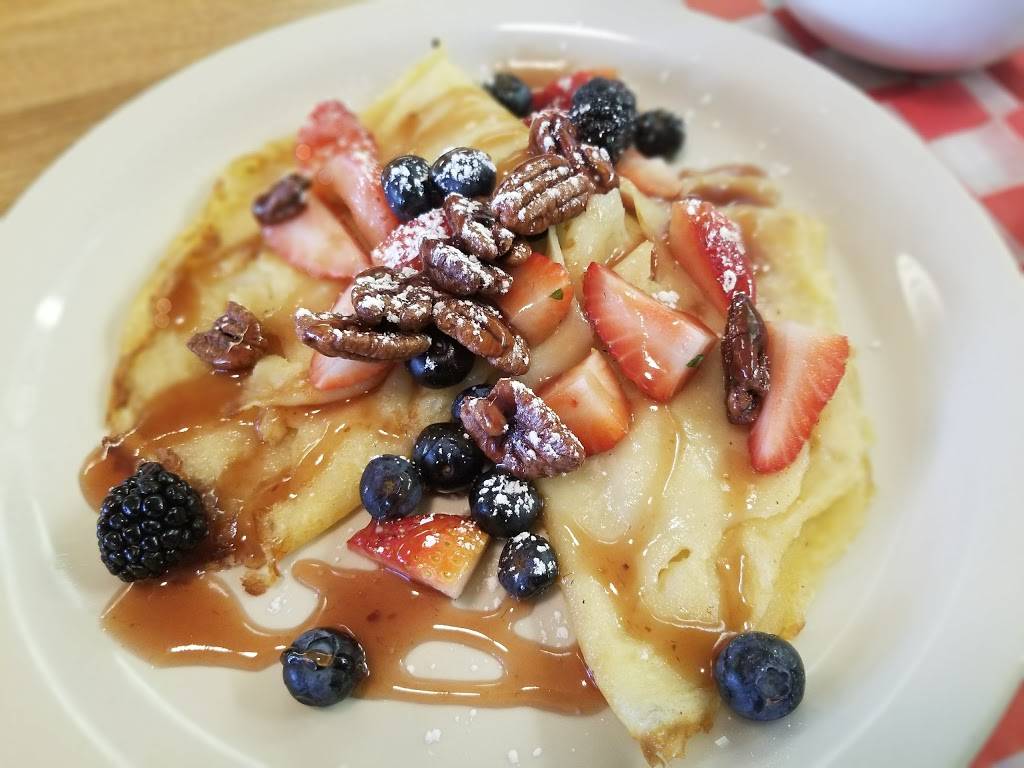 Schuberts Restaurant | restaurant | 128 E Main St, Mt Horeb, WI 53572, USA | 6084373393 OR +1 608-437-3393