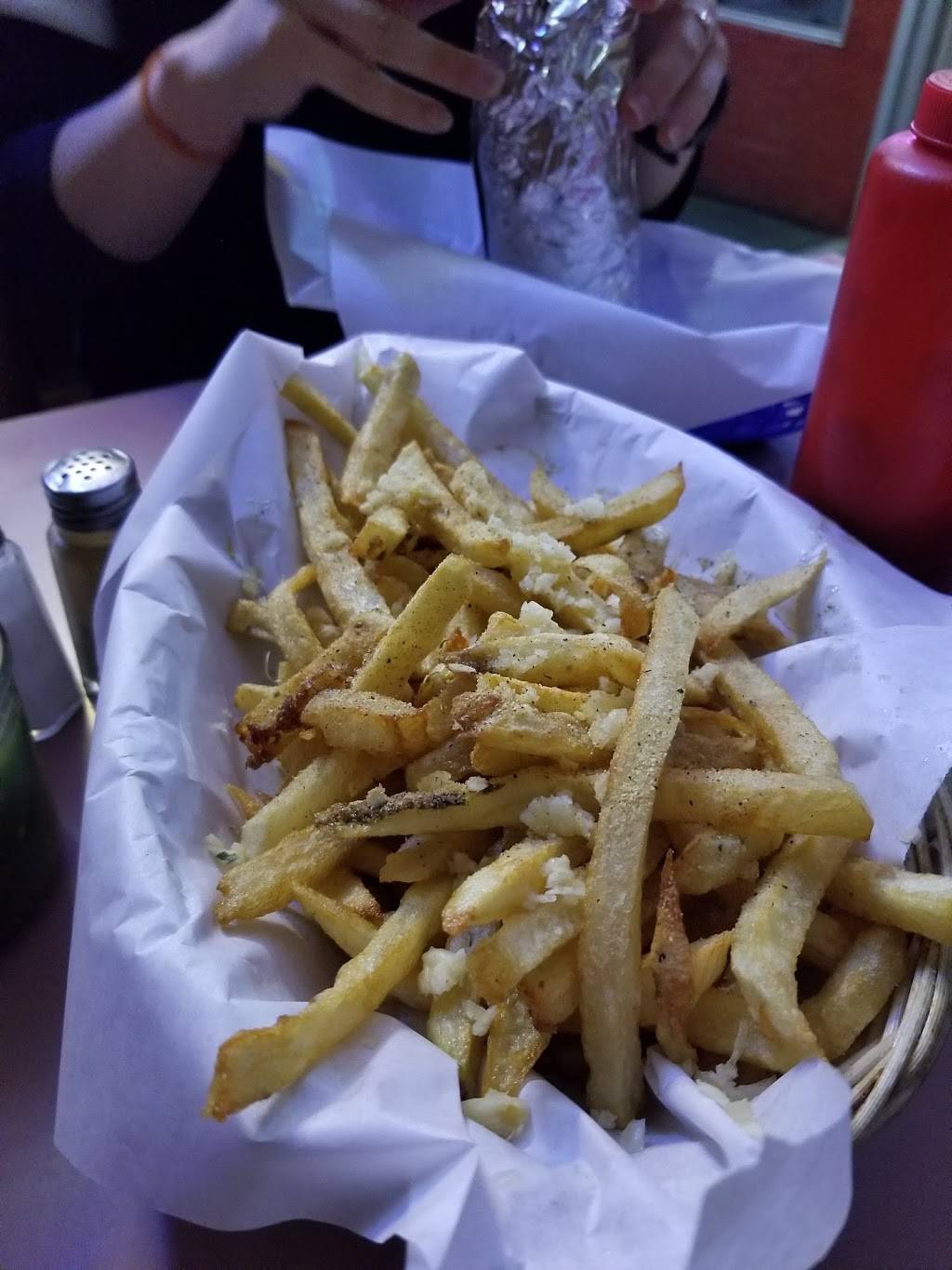 Falafel Hut محل فلافل حاره | restaurant | 309 Beach St, Santa Cruz, CA 95060, USA | 8314230567 OR +1 831-423-0567