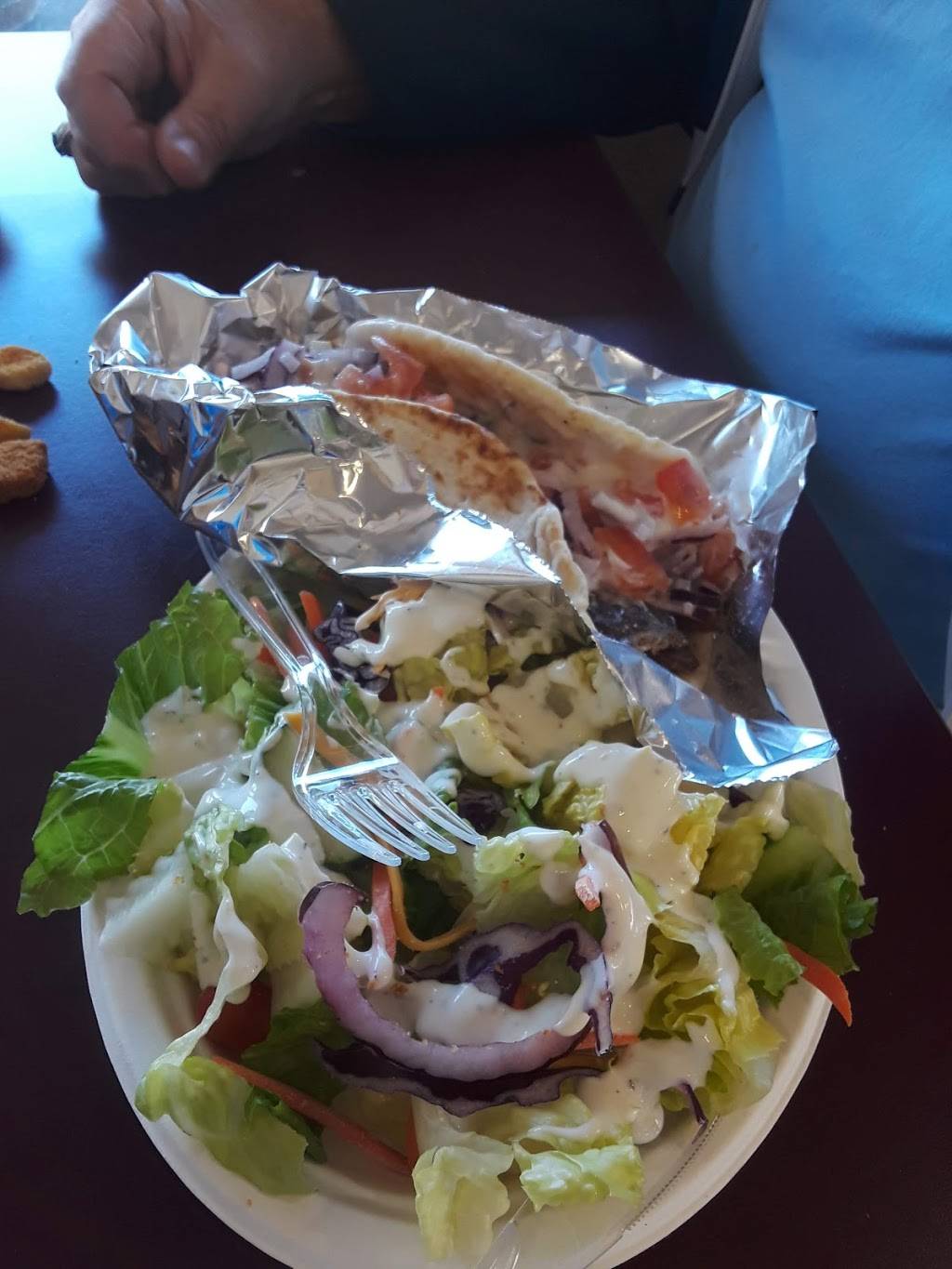 Thumbs Up Burgers & Deli | restaurant | 8465 Old Redwood Hwy #300, Windsor, CA 95492, USA | 7078377443 OR +1 707-837-7443