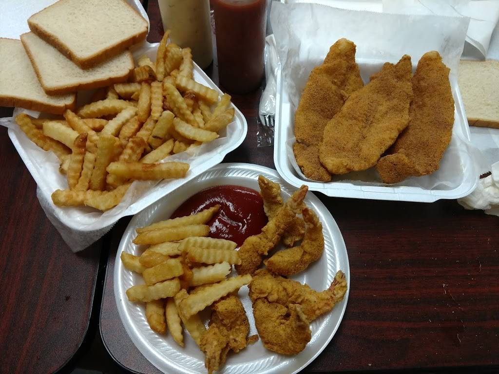 Joes Seafood | restaurant | 3702 Broadway Avenue J, Galveston, TX 77550, USA | 4097630763 OR +1 409-763-0763