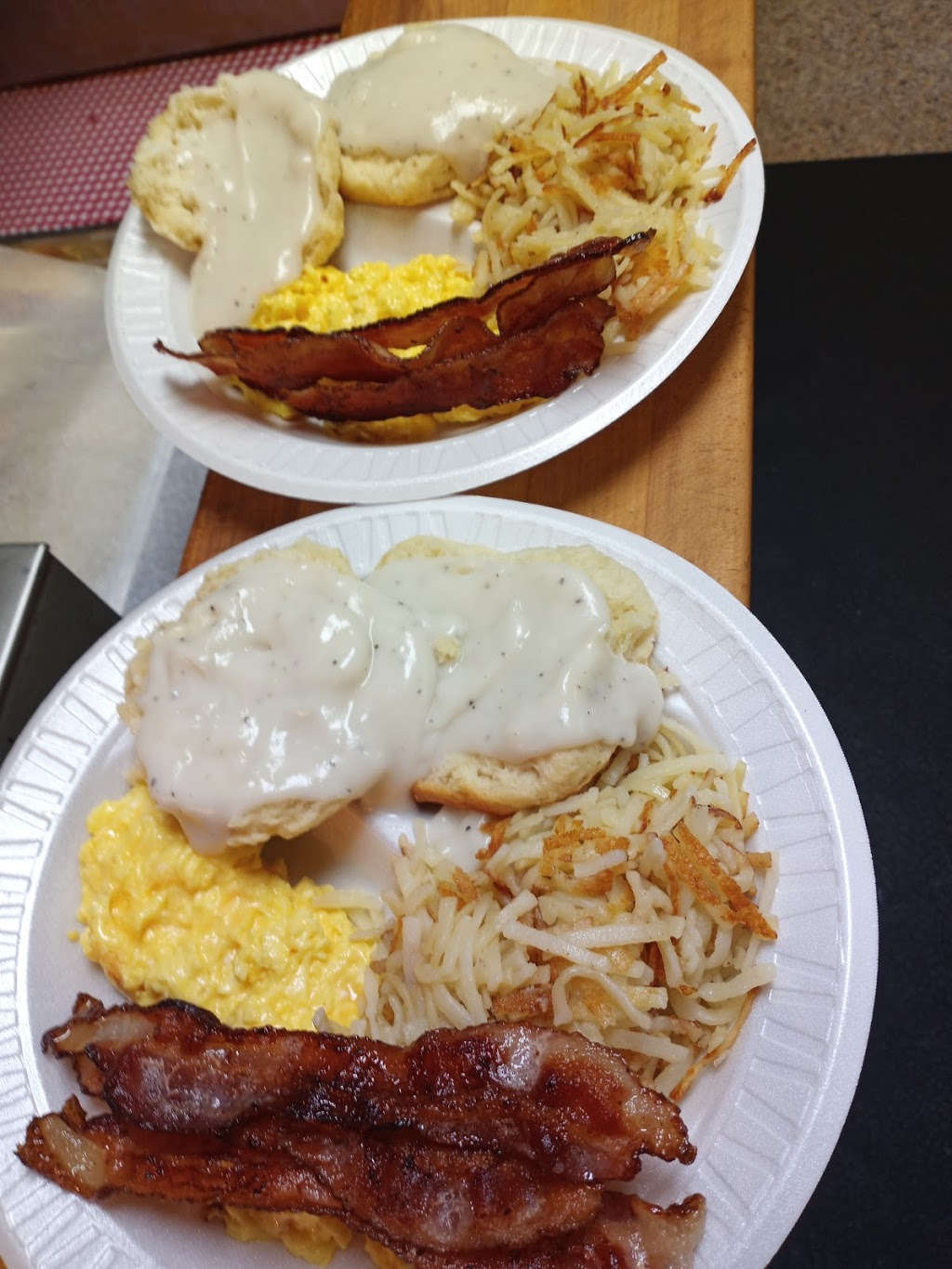 Waldrops Restaurant | restaurant | 1206 Andersonville Rd, Townville, SC 29689, USA | 8642873958 OR +1 864-287-3958