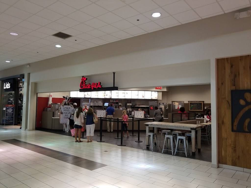 Chick-fil-A | restaurant | 2021 N Highland Ave Ste A3, Jackson, TN 38305, USA | 7316681586 OR +1 731-668-1586