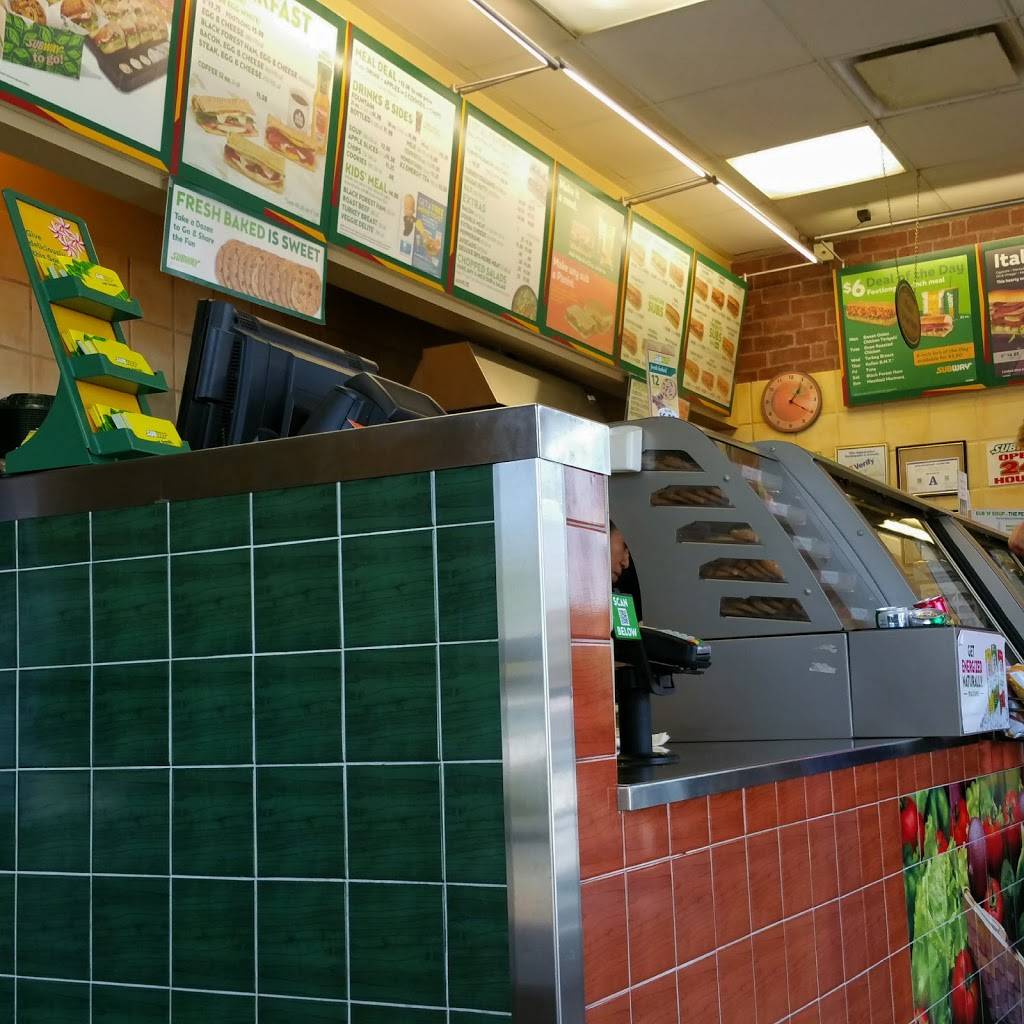 Subway | meal takeaway | 6500 Boulder Hwy Suite 101, Las Vegas, NV 89122, USA | 7024333512 OR +1 702-433-3512