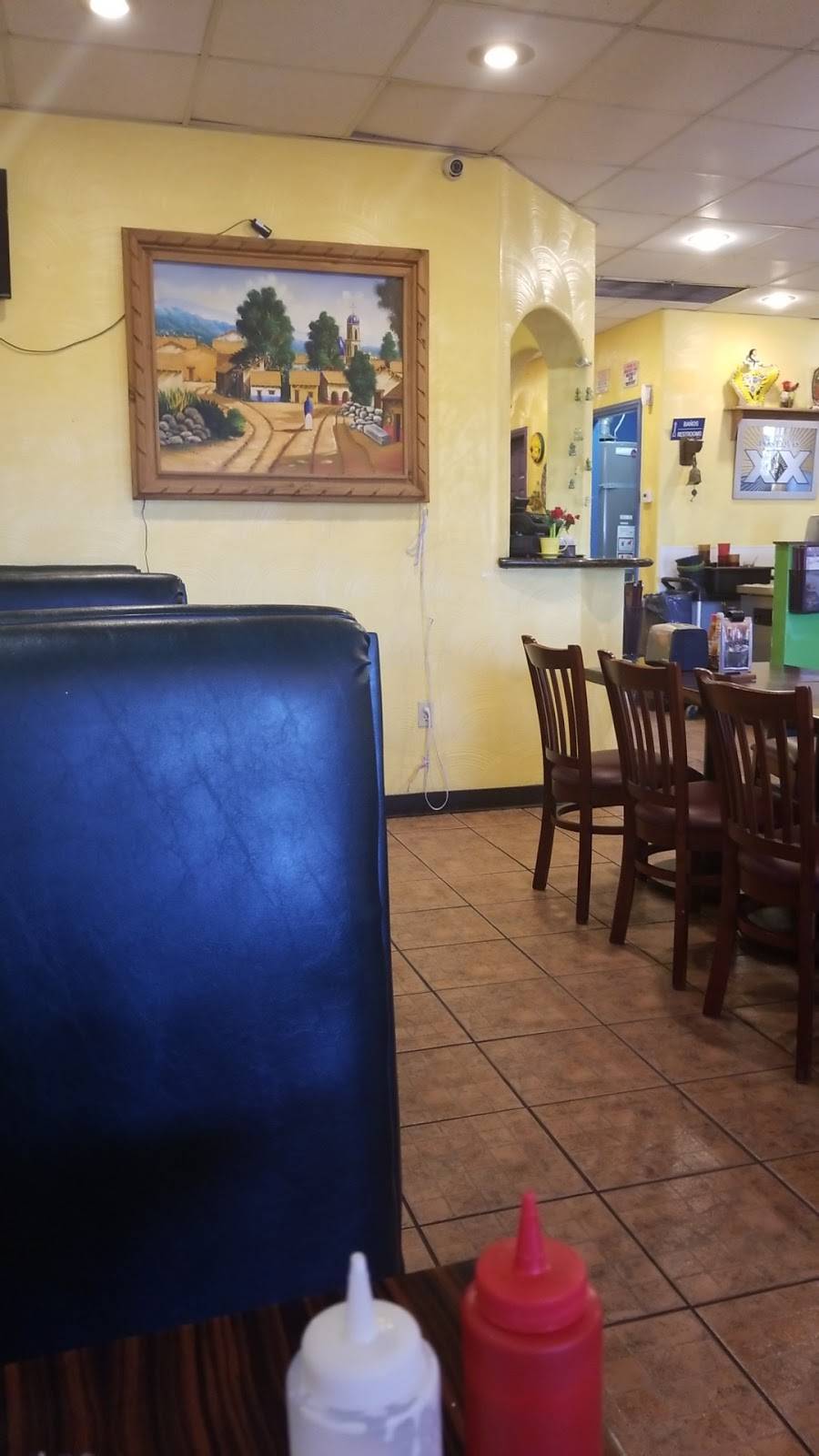 El Cazador | restaurant | 1108 E Lake Mead Blvd, North Las Vegas, NV 89030, USA | 7026399010 OR +1 702-639-9010