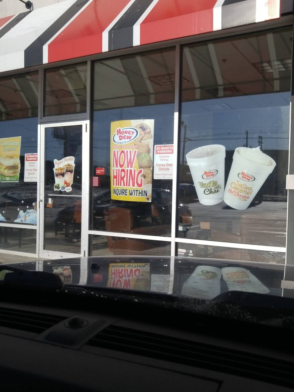 Honey Dew Donuts | bakery | 130 Newbury St, Peabody, MA 01960, USA | 9788265606 OR +1 978-826-5606