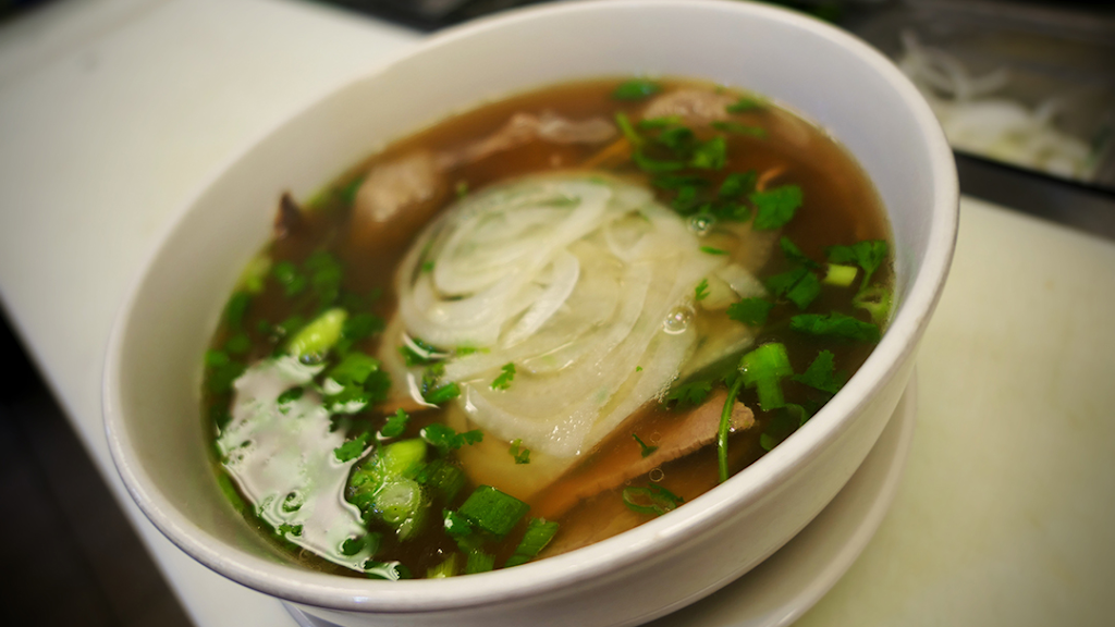 Sierra Noodle House | restaurant | 16923 Sierra Lakes Pkwy #108, Fontana, CA 92336, USA | 9093561688 OR +1 909-356-1688