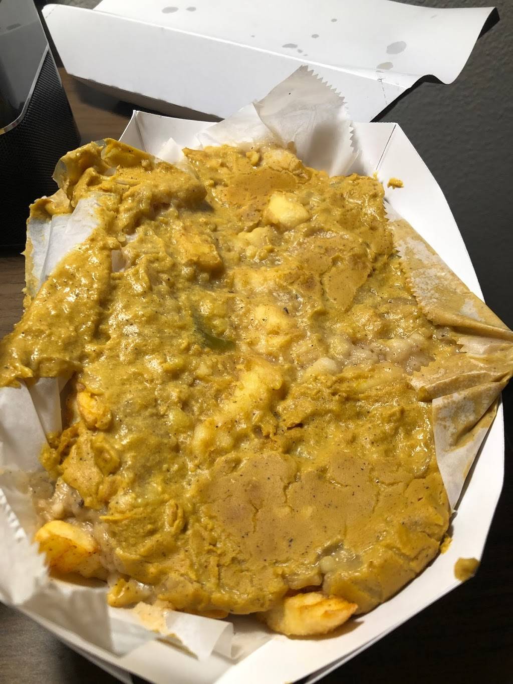 Trilly Cheesesteaks | restaurant | 4413 Banks St, New Orleans, LA 70119, USA | 5047848169 OR +1 504-784-8169