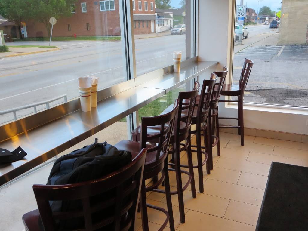 American WildBurger | restaurant | 1534 E Oakton St, Des Plaines, IL 60018, USA | 2249389772 OR +1 224-938-9772