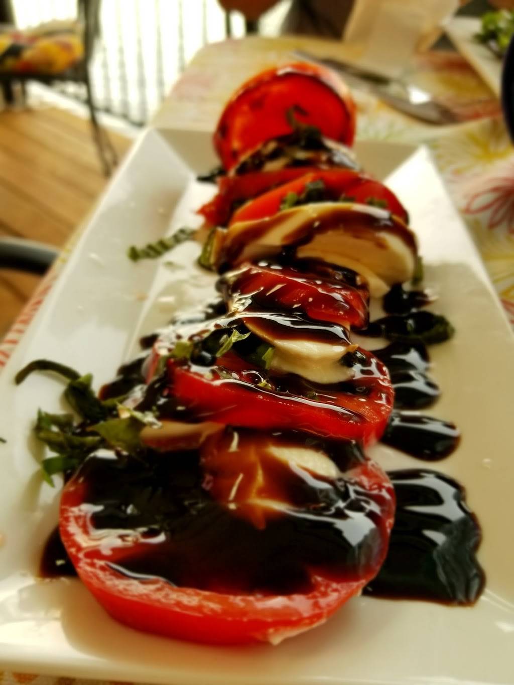 Bellas | restaurant | 602 Riverside Dr, Clayton, NY 13624, USA | 3156862341 OR +1 315-686-2341