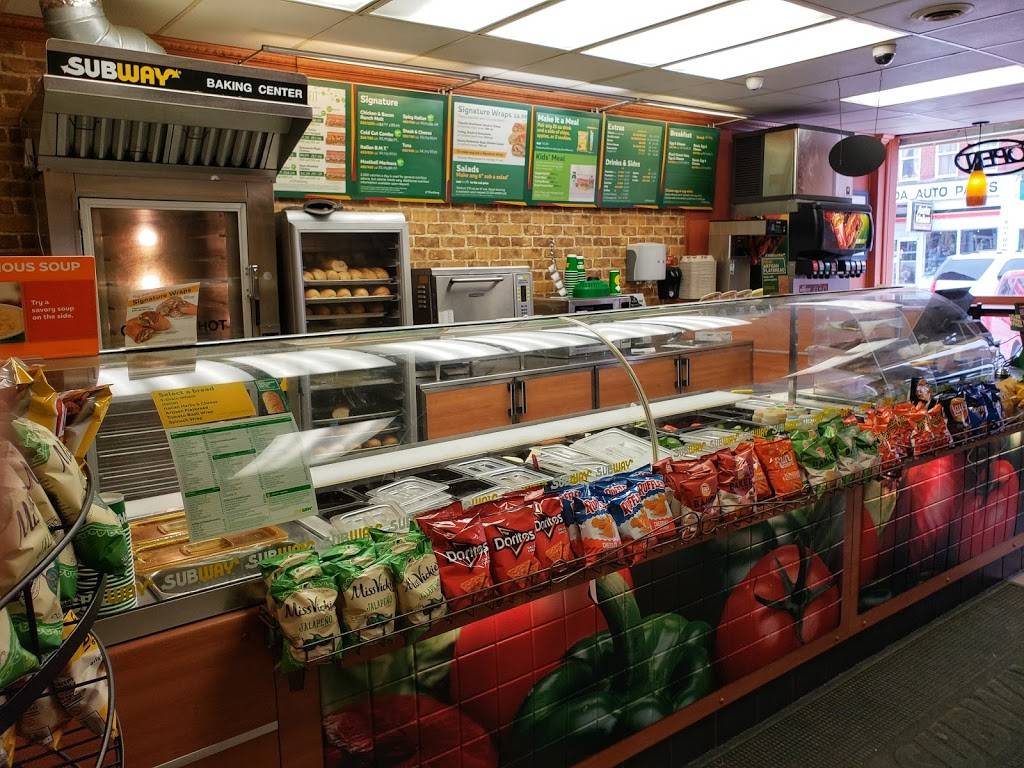 Subway | restaurant | 23009 E Main St, Armada, MI 48005, USA | 5867843006 OR +1 586-784-3006