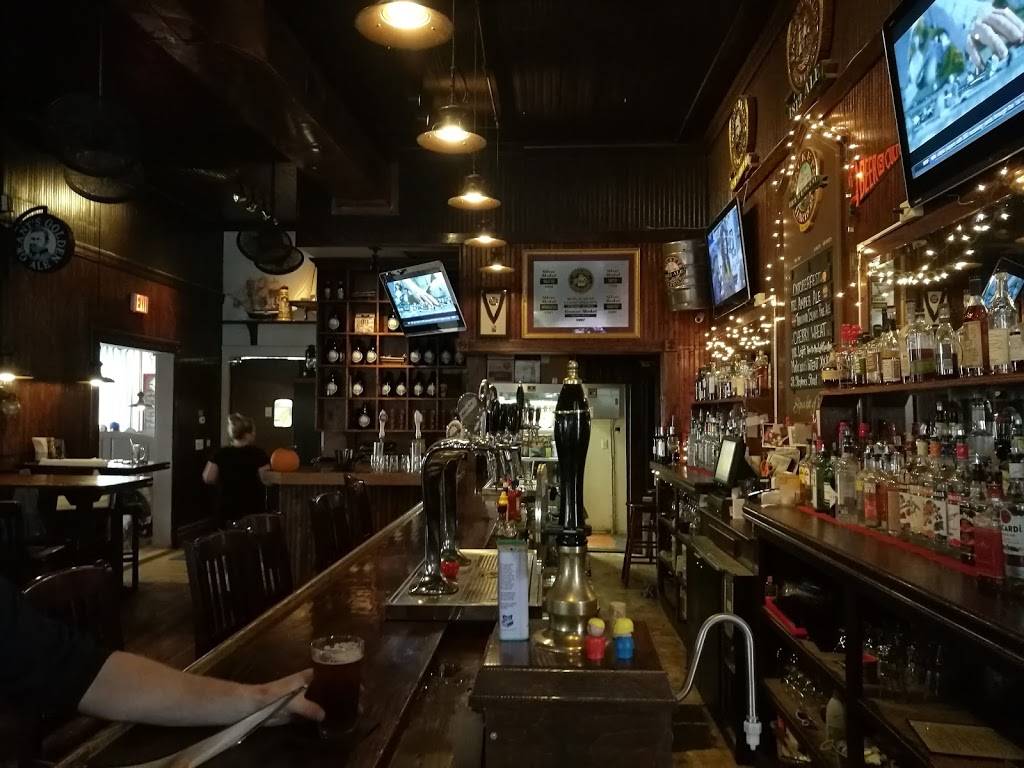 Sackets Harbor Brewing Company | restaurant | 212 W Main St, Sackets Harbor, NY 13685, USA | 3156462739 OR +1 315-646-2739