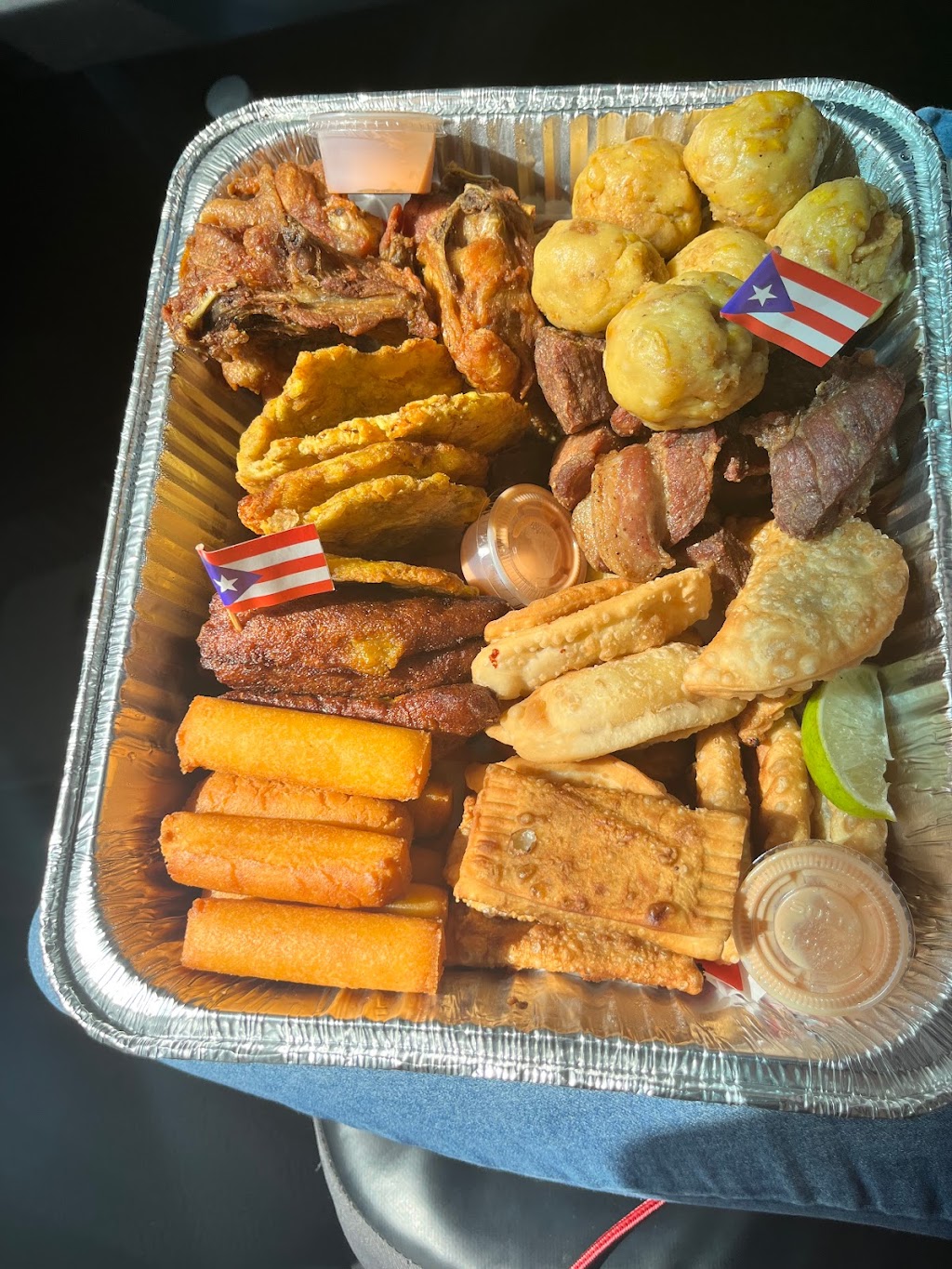 Los boricuas food truck | restaurant | 3305 Medical Triangle Dr, Port Arthur, TX 77642, USA | 4093001009 OR +1 409-300-1009