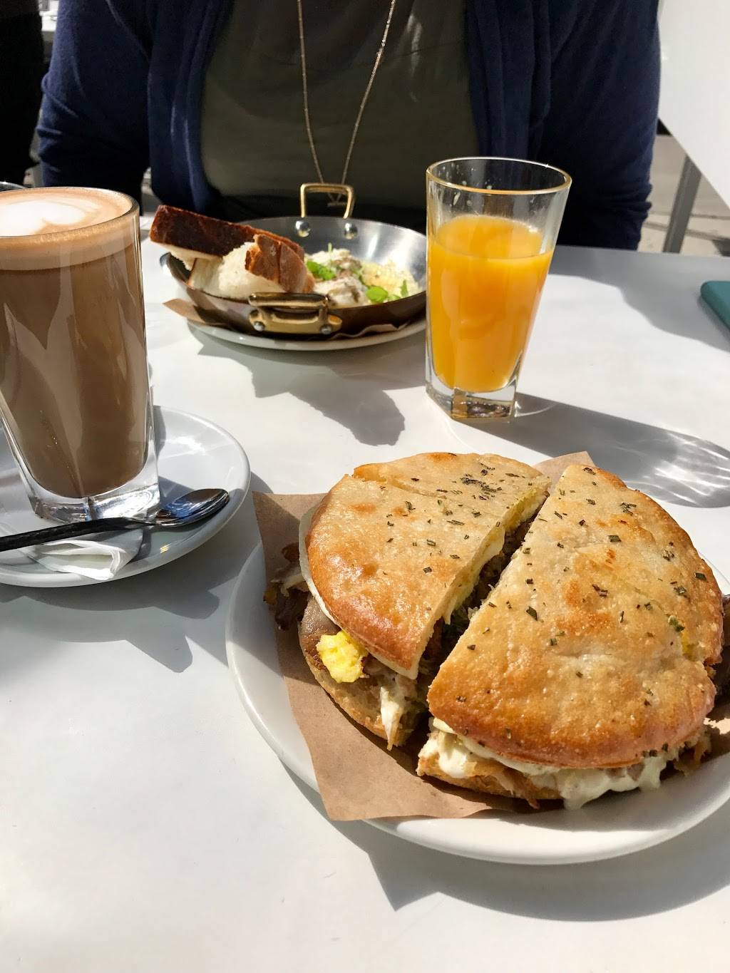 Bar Buca | restaurant | 75 Portland St, Toronto, ON M5V 2M9, Canada | 4165992822 OR +1 416-599-2822