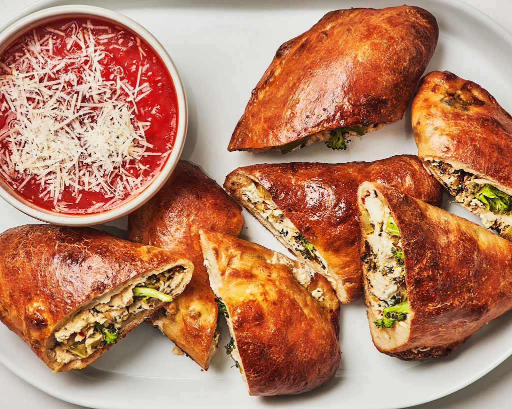 Daddys Pizza | restaurant | 403 W Trinity Ln unit 102, Nashville, TN 37207, USA | 6157505250 OR +1 615-750-5250