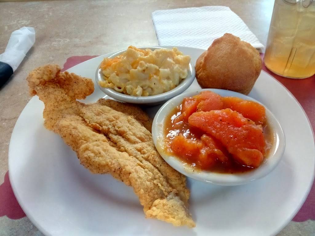 Nikkis Place Southern Cuisine | restaurant | 742 Carter St, Orlando, FL 32805, USA | 4074255301 OR +1 407-425-5301