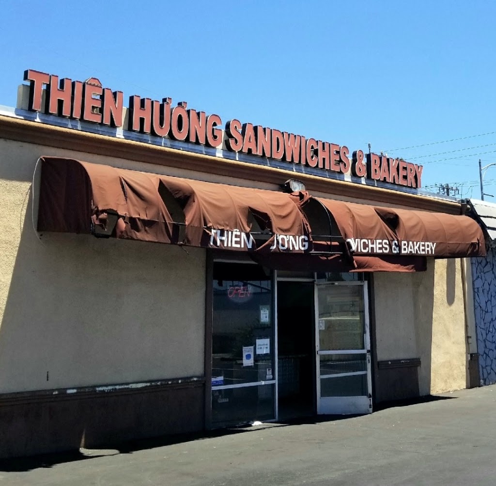 Thiên Hương Bakery | restaurant | 1181 Story Rd, San Jose, CA 95122, USA | 4082898188 OR +1 408-289-8188