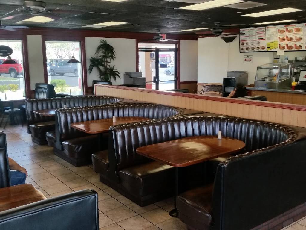 Luis Burgers | restaurant | 1565 White Ln, Bakersfield, CA 93307, USA | 6613974080 OR +1 661-397-4080