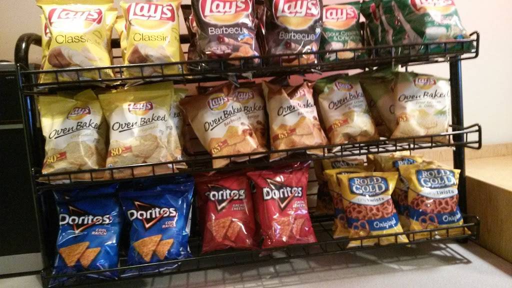 Mancinos - South Cedar | restaurant | 6250 S Cedar St, Lansing, MI 48911, USA | 5178876300 OR +1 517-887-6300