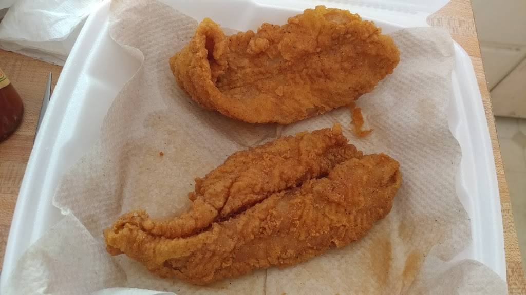 Cousins Tasty Chicken | restaurant | 1209 Leonard St NE, Grand Rapids, MI 49505, USA | 6164565244 OR +1 616-456-5244