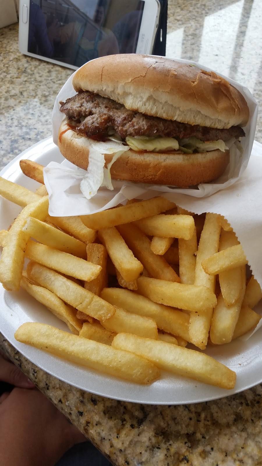 Toms Burgers | restaurant | 3566 E 1st St, Los Angeles, CA 90063, USA | 3232617536 OR +1 323-261-7536