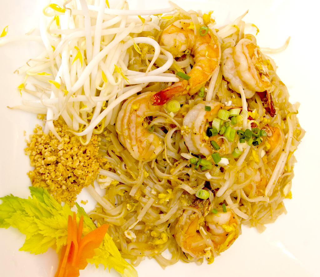 Thai Boo Cuisine | restaurant | 712 Washington St, Norwood, MA 02062, USA | 7812559400 OR +1 781-255-9400