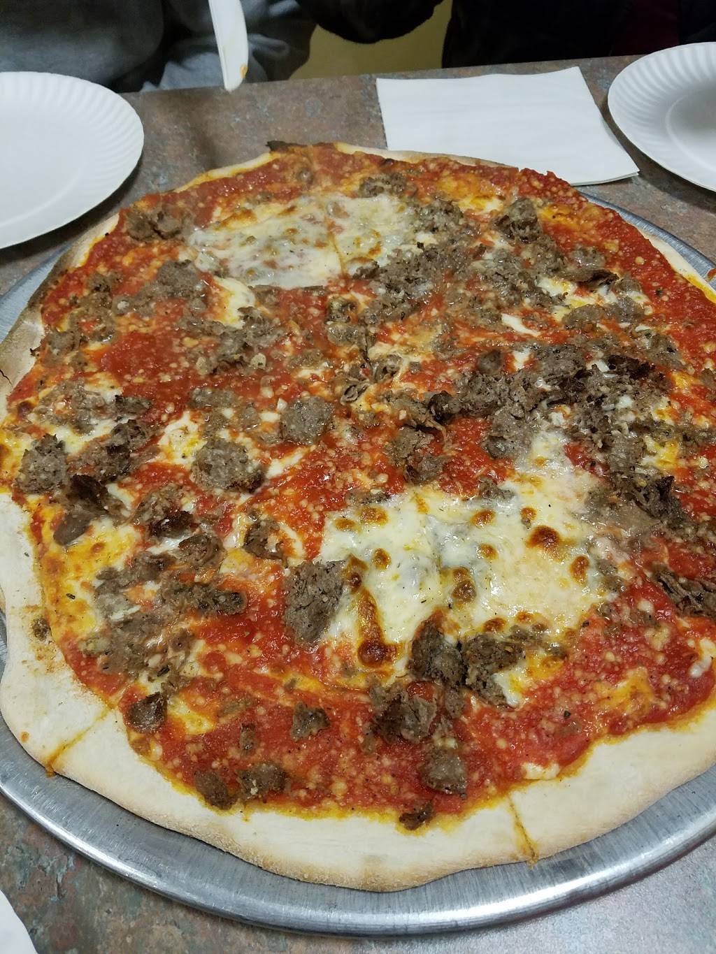 Vinces Pizzeria | restaurant | 2550 Grant Ave, Philadelphia, PA 19114, USA | 2154648998 OR +1 215-464-8998