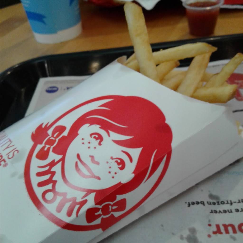 Wendys | restaurant | 1340 Springfield St, Feeding Hills, MA 01030, USA | 4132766488 OR +1 413-276-6488