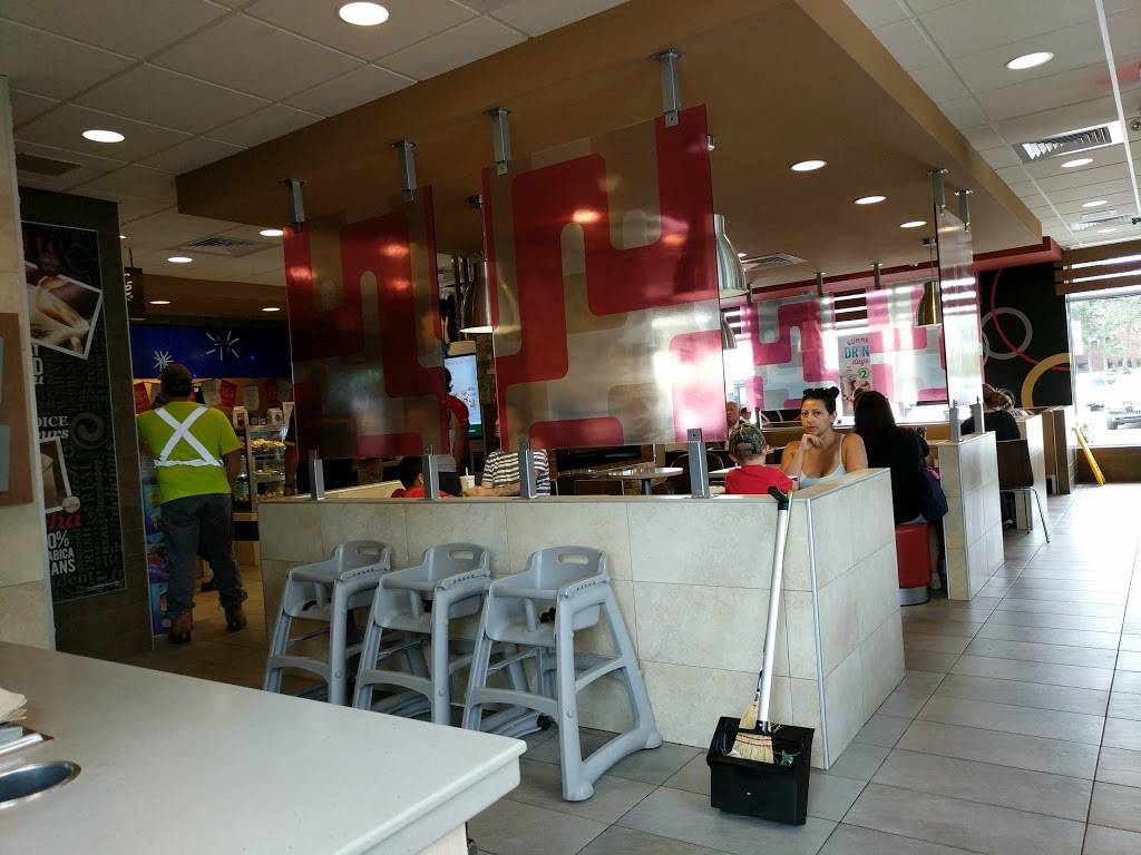 McDonalds | cafe | 4333 Bloor St W, Etobicoke, ON M9C 2A5, Canada | 4166222046 OR +1 416-622-2046