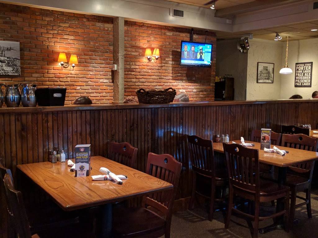 Old Chicago | restaurant | 3550 S Wadsworth Blvd, Lakewood, CO 80235, USA | 3039883414 OR +1 303-988-3414
