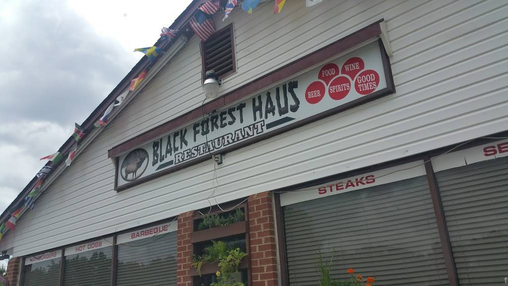 Black Forest Haus | restaurant | 18540 Patrick Henry Hwy, Amelia Court House, VA 23002, USA | 8045611738 OR +1 804-561-1738