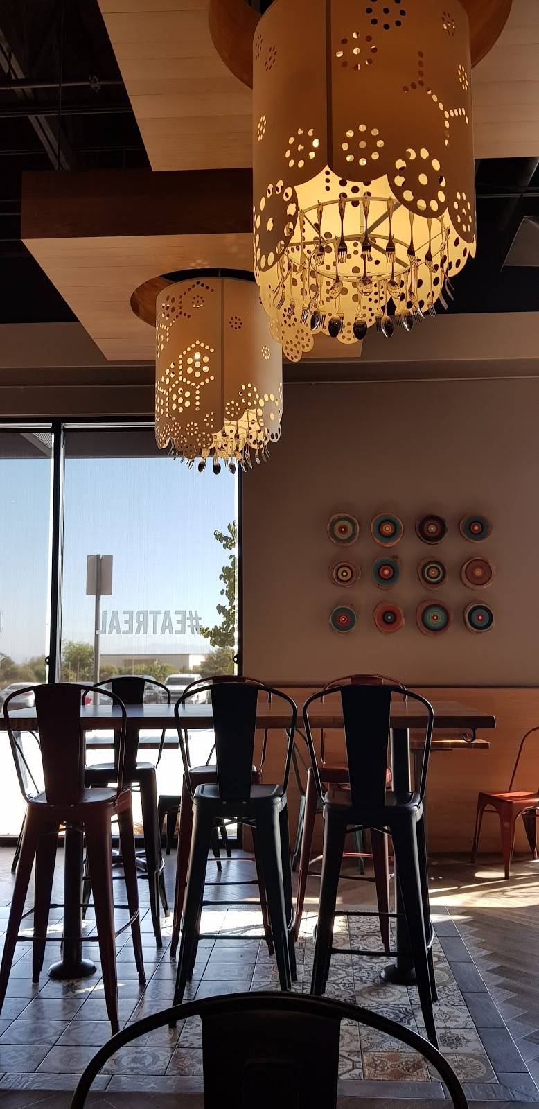 Luna Grill | restaurant | 10877 Foothill Blvd Suite 140, Rancho Cucamonga, CA 91730, USA | 9098036550 OR +1 909-803-6550