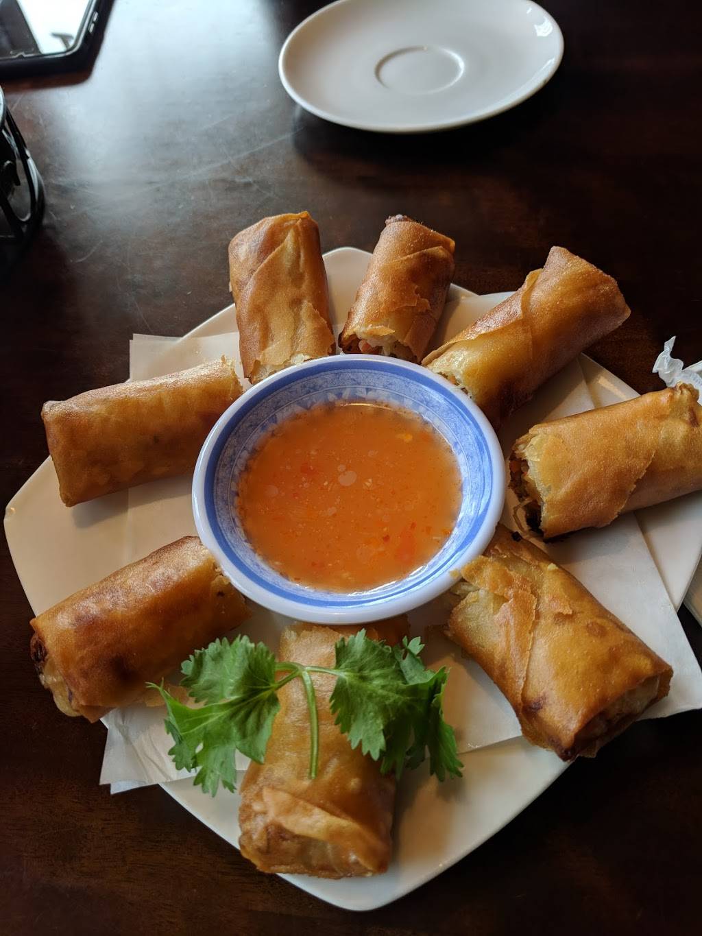 The Noodle Palace | restaurant | 3678 The Barnyard Ste E-31, Carmel-By-The-Sea, CA 93923, USA | 8316227777 OR +1 831-622-7777