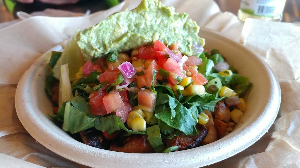 QDOBA Mexican Eats | restaurant | 1865 Carl D. Silver Pkwy, Fredericksburg, VA 22401, USA | 5405488886 OR +1 540-548-8886