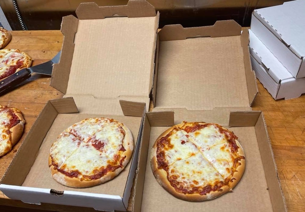 Marthas Italian Pizzeria | restaurant | 12023 US-92, Seffner, FL 33584, USA | 8133158207 OR +1 813-315-8207