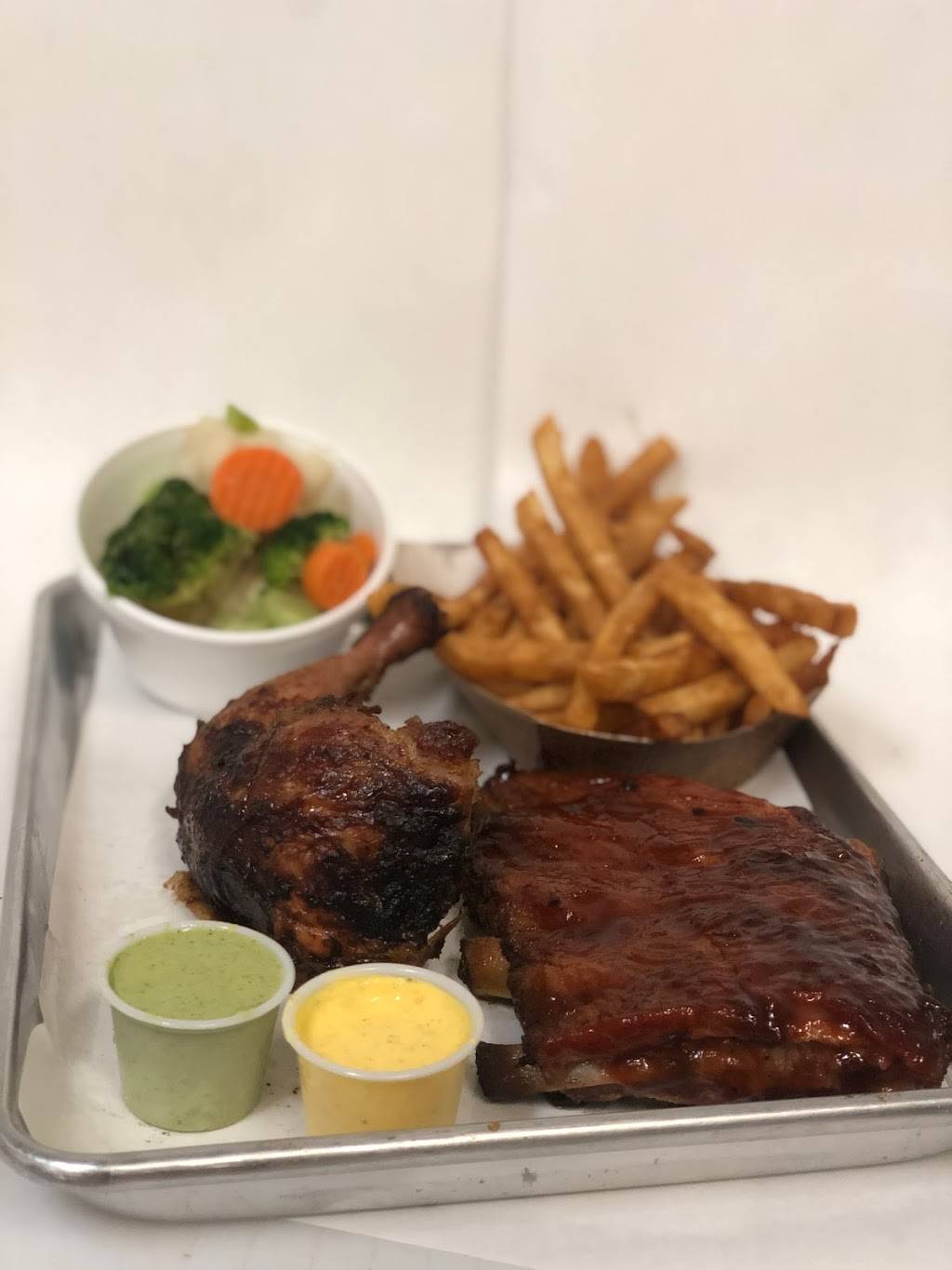 Los Pollos Rotisserie & Grill | restaurant | 8181 NW 39th Ave, Gainesville, FL 32606, USA | 3522253283 OR +1 352-225-3283