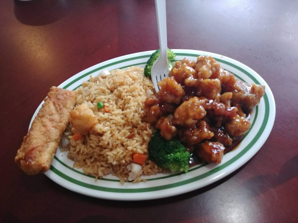 Yummy Chinese Restaurant | restaurant | 140 N Main St, Pardeeville, WI 53954, USA | 6084299988 OR +1 608-429-9988