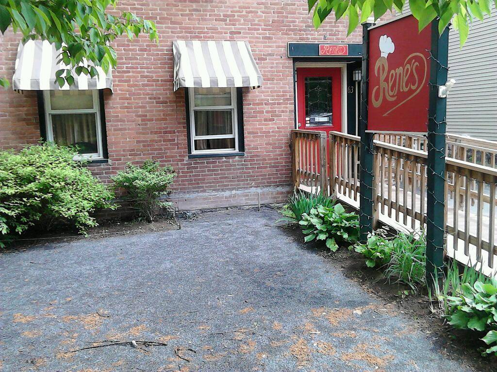 Renes Restaurant | restaurant | 63 Elm St, Glens Falls, NY 12801, USA | 5187932561 OR +1 518-793-2561