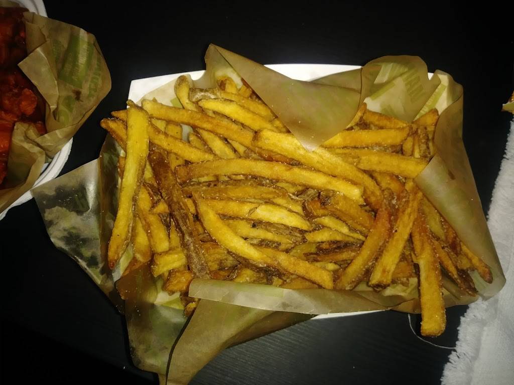 Wingstop | restaurant | 2600 SW Barton St Ste B8, Seattle, WA 98126, USA | 2062575021 OR +1 206-257-5021