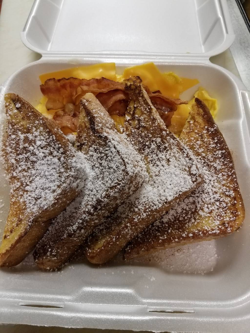 Silver Moon 1 | restaurant | 764 W Baltimore St, Baltimore, MD 21201, USA | 4105475655 OR +1 410-547-5655