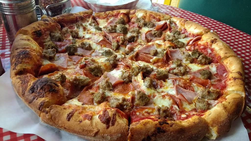 Dinos Pizza | restaurant | 3520 Burbank Blvd, Burbank, CA 91505, USA | 8188413311 OR +1 818-841-3311