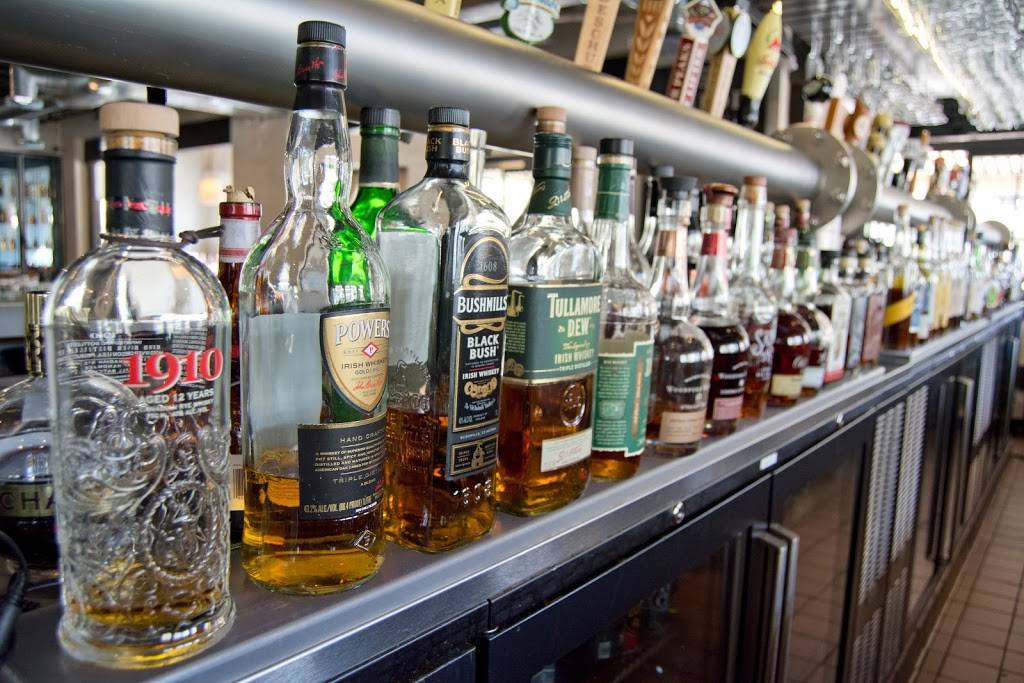 Union Public House | night club | 4340 N Campbell Ave Ste 100, Tucson, AZ 85718, USA | 5203298575 OR +1 520-329-8575