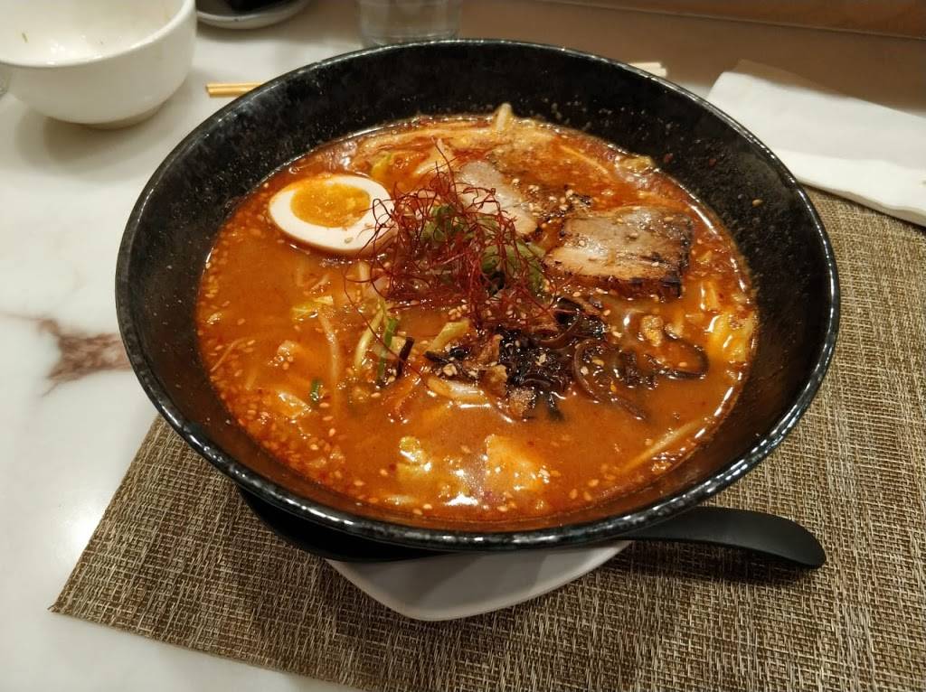 Totoyama Sushi & Ramen | restaurant | 6201 Hollywood Blvd Suite #118, Los Angeles, CA 90028, USA | 3234006300 OR +1 323-400-6300