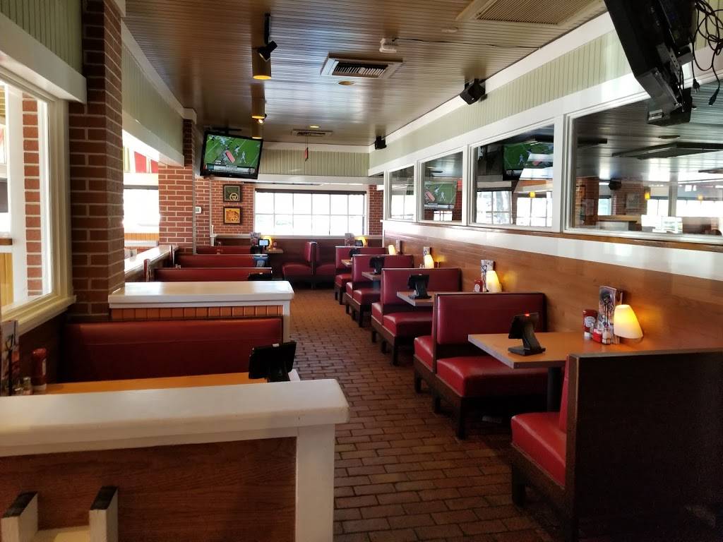 Chilis Grill & Bar | restaurant | 3520 Gwinnett Pl Dr NW, Duluth, GA 30096, USA | 7704971536 OR +1 770-497-1536