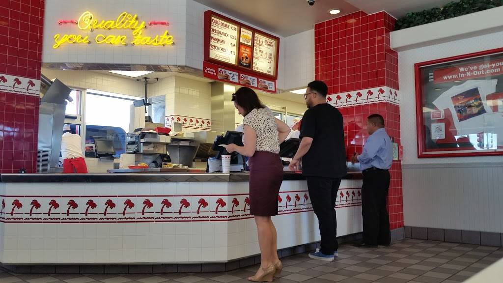 In-N-Out Burger | restaurant | 2900 Del Paso Rd, Sacramento, CA 95834, USA | 8007861000 OR +1 800-786-1000