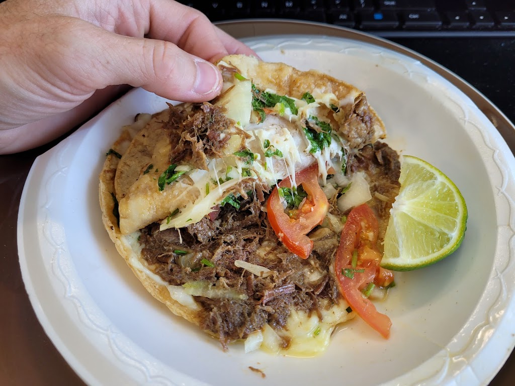 La Mexicana | restaurant | 1701 2nd St, Coralville, IA 52241, USA | 3193256509 OR +1 319-325-6509