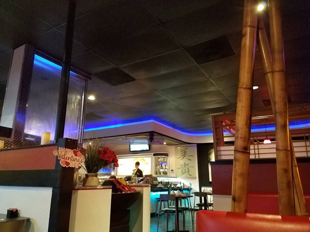 MikiSushi | restaurant | 180 Leveland Ln #5, Modesto, CA 95350, USA | 2095243555 OR +1 209-524-3555